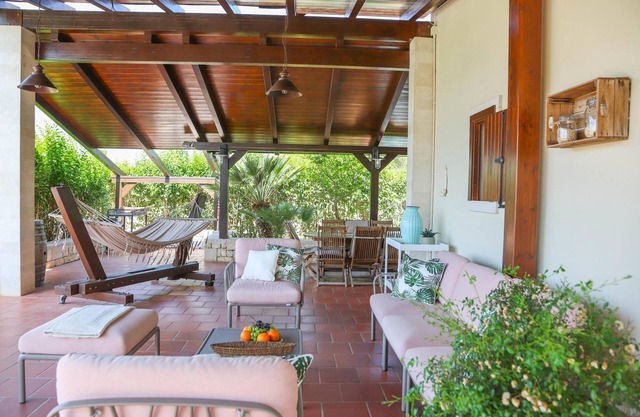 TD Casale Del Vento in the Countryside With Pool