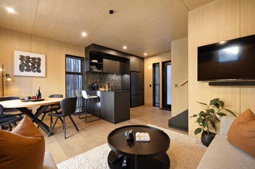 Te Awa Villa Queenstown