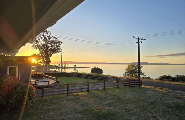 Te Moe - Lake Taupo Holiday Home