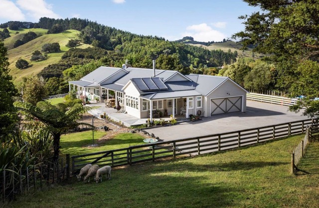 Te Whare Farm Country escape yet so close to Auckland