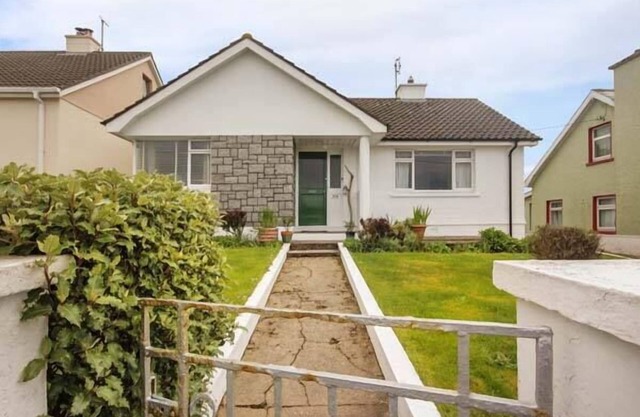 TEACH ANNIE, pet friendly in Falcarragh, County Donegal