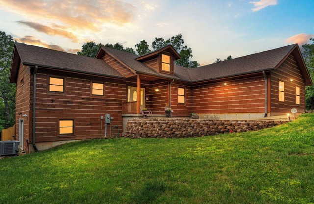 Teal’s Treasure | Secluded Lakeside Cabin for 8, Pet Friendly w/ Private Pool!