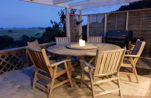 Tealuca Holiday Home