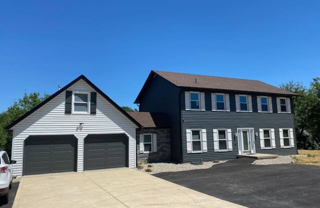 Team Stay and Cubby 6 BR/8BED/3.5BA Designer Home