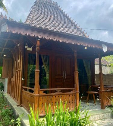 Tebeduwe Joglo Villa