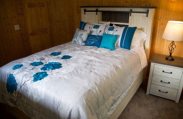 Tech house Close to MTU/Downtown/Shopping/Trails