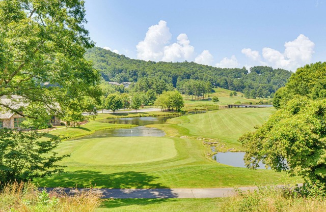 Tee Off in the Mtns: Sky Valley Condo w/ View!