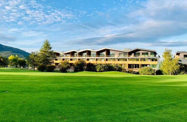 Teehouse Golf Apartment