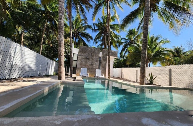 Full house with private pool very Close to the BEACH !!! in Telchac Yuc.