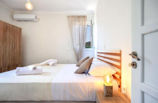 TEM HOUSE by All About Paxos
