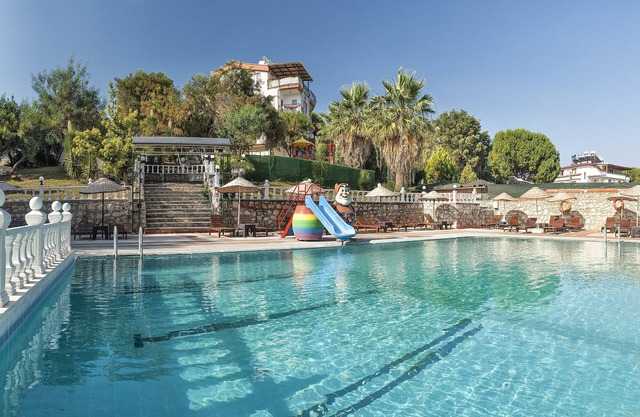 Temple Beach Hotel
