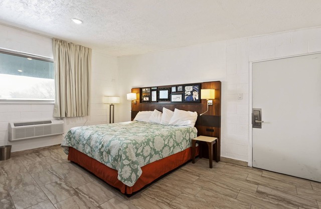 Temple View Inn