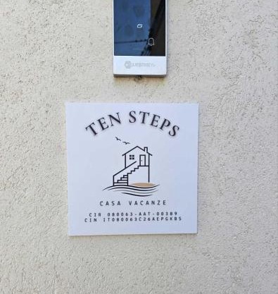 Ten Steps Reggio Calabria