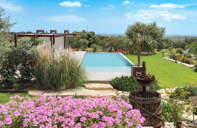 Tenuta Del Sole, elegant Sicilian estate