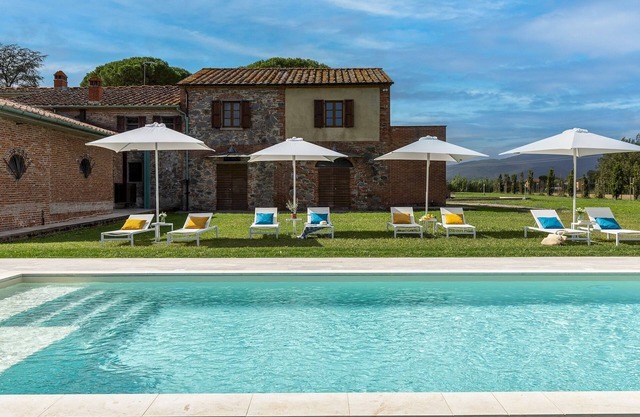 Tenuta Francigena 8, Emma Villas