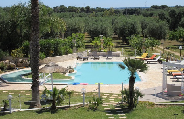 Tenuta Placella en el olivar con piscina privada. 5 km de la playa de arena