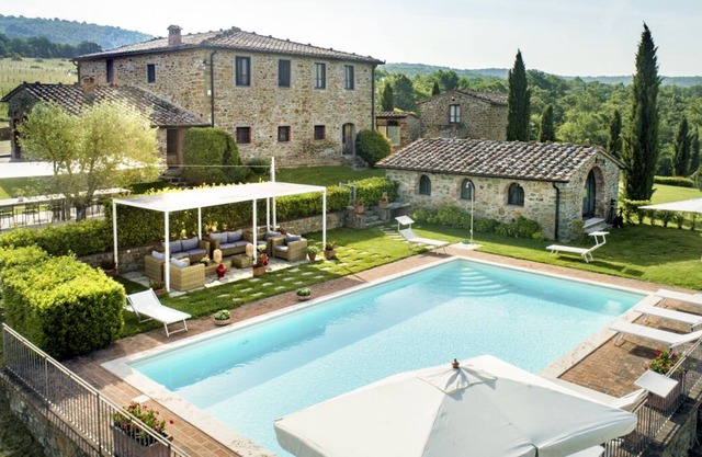 Tenuta Valdambra - Nueve Habitaciones Villa, Capacidad 20