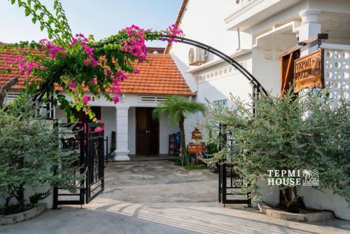 Tepmi house