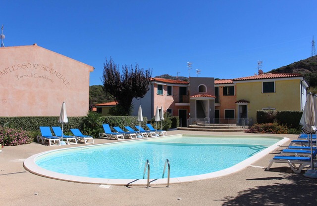 Condominio-Apartamento-Baño Privado-Vista al Jardín