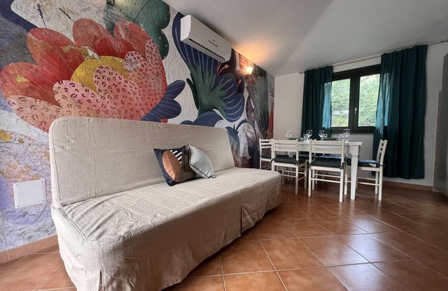 Condominio-Apartamento-Baño Privado-Vista a la Calle