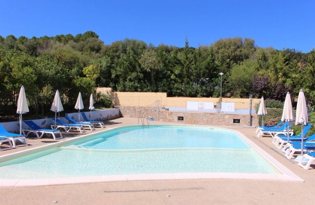 Condominio-Apartamento-Baño Privado-Balcón