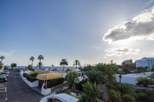 Terraced 2 bedroom beach rental