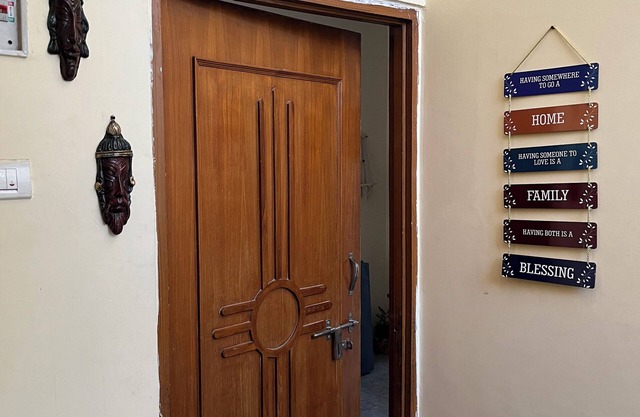 Terrific 2-bedroom apartment with WiFi in Varanasi