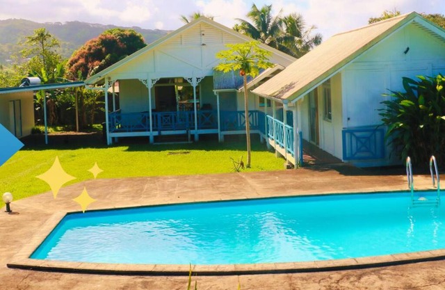 TEVIHOUSE 2 Bedrooms House or-and Bungalow with Pool