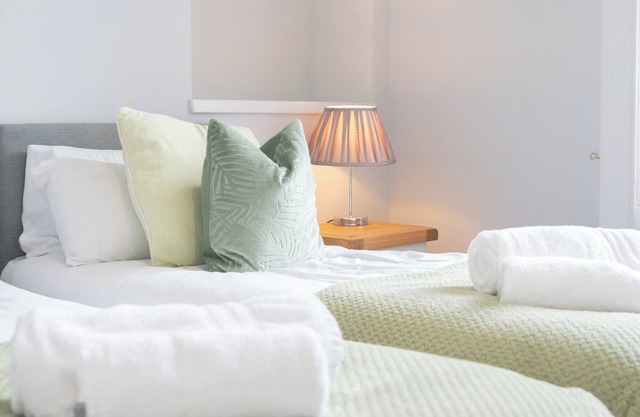 Teviotside Travel Inn - Hawick - Room 3 - double / twin