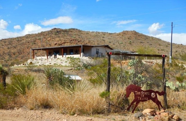 Home Sweet Texas Home - Relájese en el espíritu de Texas cerca de Big Bend.