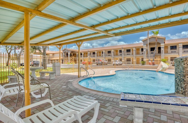 Texas Inn Donna