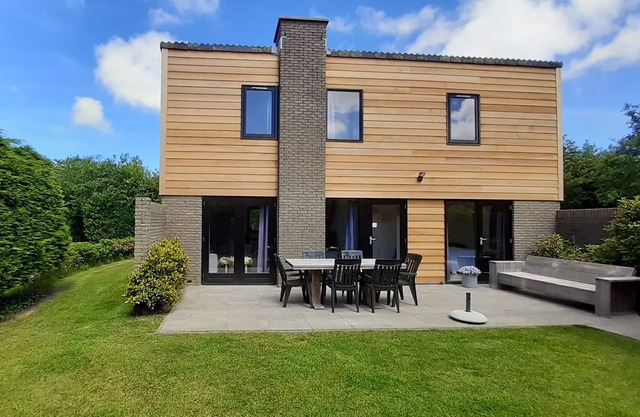 Texel Holiday Home, Subtropical Swimming Pool