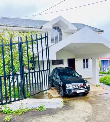 Teyt's White Home - 3 bedroom Villa