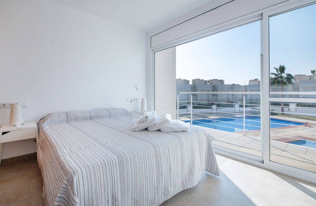 TH109-8 -Eulalia Apartments