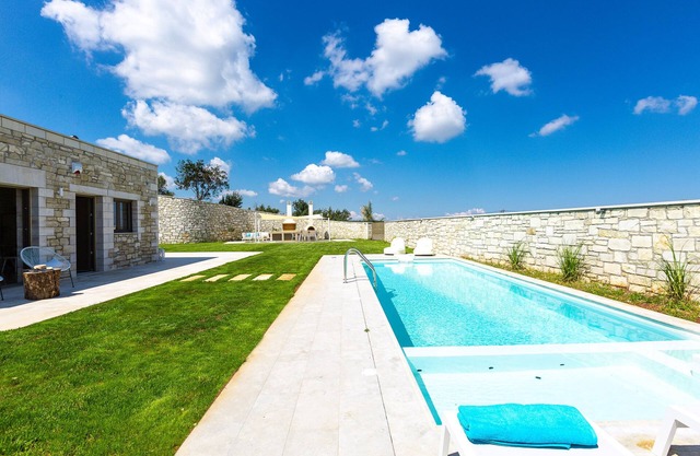 Thalmargia Villa III, Ground floor Villa, Ideal for Children, BBQ facilities