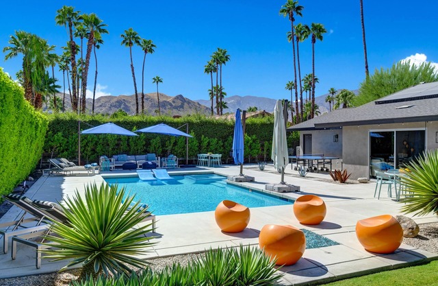 The 1600 - New Listing with majestic mountain views!