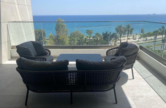 The Address-Seafront Luxury 2 Bedroom Residence