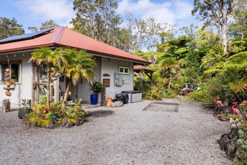 The Alala at Stained Glass Cottages