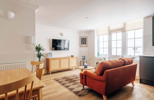 The Alcove - Cozy 1 BR retreat in Victoria (LG)