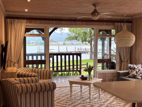 The Amble Cottage - On the Knysna lagoon