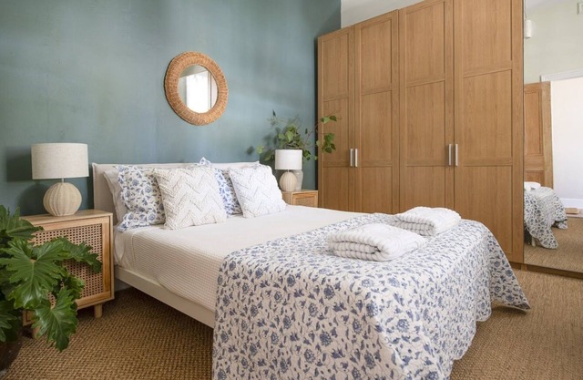 The Anchorage - 300m from South Freo Dog Beach. Pet-friendly!