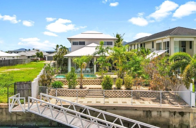 The Anchorage - Exclusive Waterfront Luxury | Private Pool | Marina Views