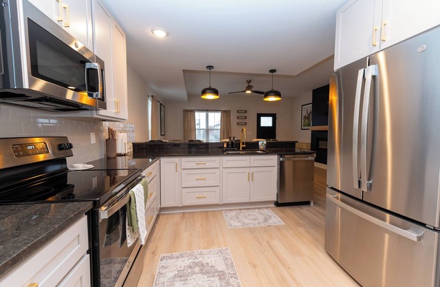 The Aniston - Charming Retreat in the Heart of Downtown New Albany