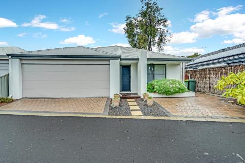 The Aurora Your Family Holiday Starts Here