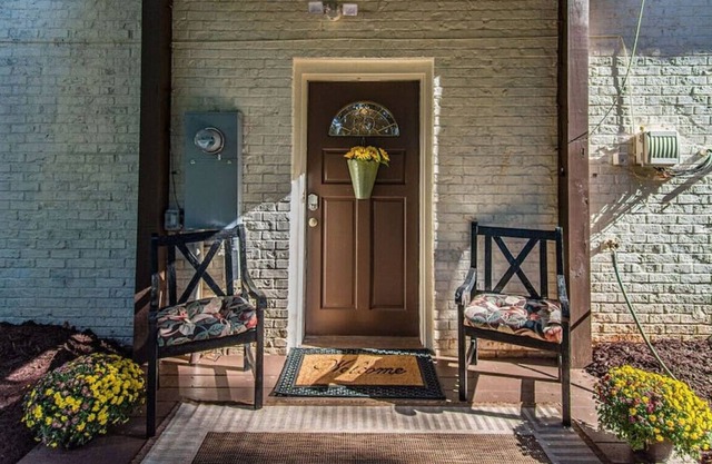 The Back Porch -Pet Friendly