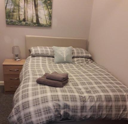 The Barn - Ilkeston - 1 Bedroom Flat, 2 Beds, Close to M1-A52 Long Eaton - Nottingham - Derby - Derbyshire - 400Mbs WiFi Free Parking!
