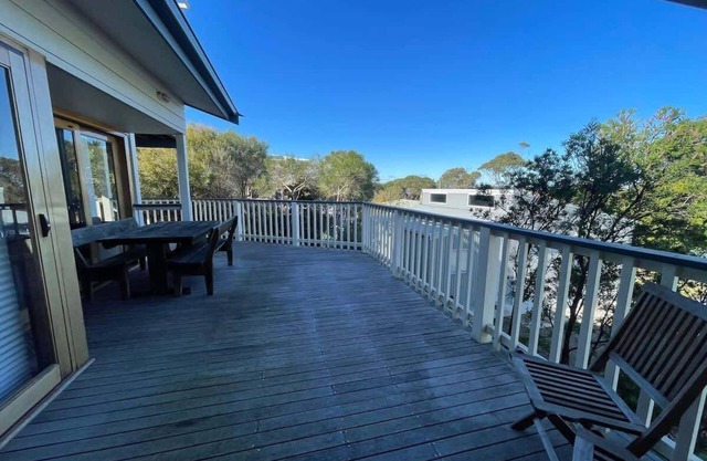The Bawley Hideaway - coastal home with fireplace
