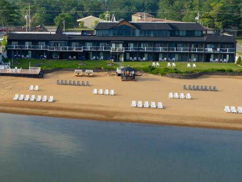 The Beach Haus - Traverse City