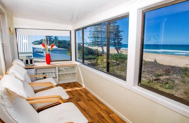 LA CASA DE VACACIONES EN LA PLAYA
