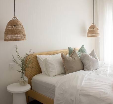 The Beech House-Hill views, peaceful location, 2BR